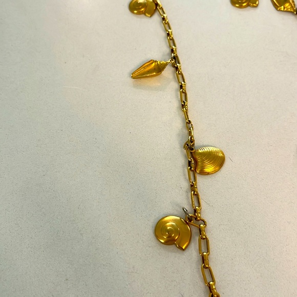 Vintage eye glass holder -Gold tone chain with different different shells - Picture 2 of 3